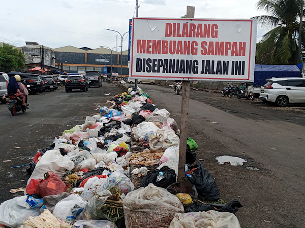 DLH Kota Bengkulu Tak Lagi Angkut Sampah dari PTM dan Mega Mall, Ini Alasannya