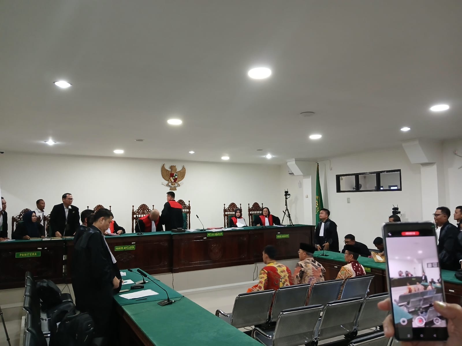 PH Mantan Gubernur Bengkulu Rohidin CS Bantah Kliennya Lakukan Pemerasan Dalam Sidang Dakwaan