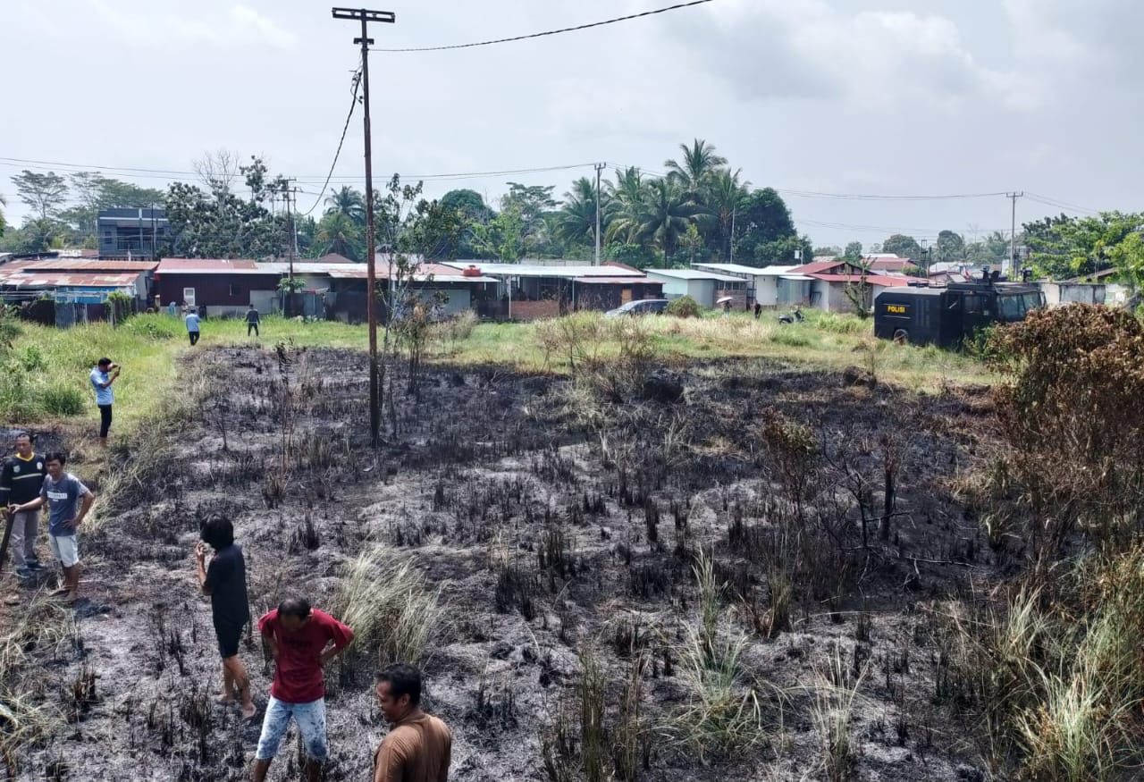 Lahan Setengah Hektar Milik RRI Bengkulu Terbakar, Hampir Melahap Rumah Warga 