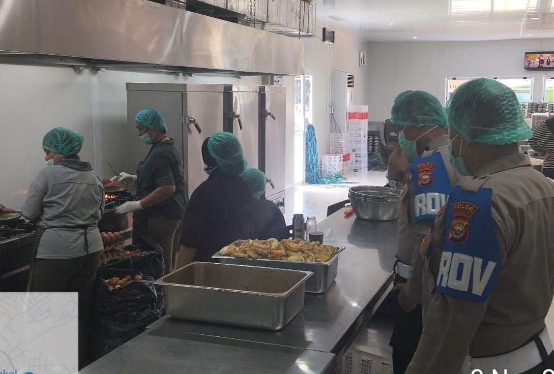 Pastikan Pelayanan SPPG MBG Sesuai Standar, Bidpropam Polda Bengkulu Lakukan Pengecekan, Ini Hasilnya