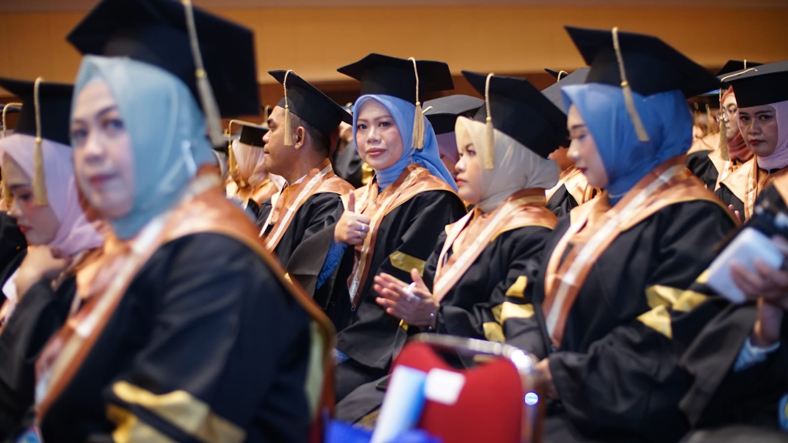 Raih Gelar MARS, Ibu Bupati Seluma: Ini Bukan Sekadar Studi, Tapi Tentang Pembelajaran dan Pengabdian