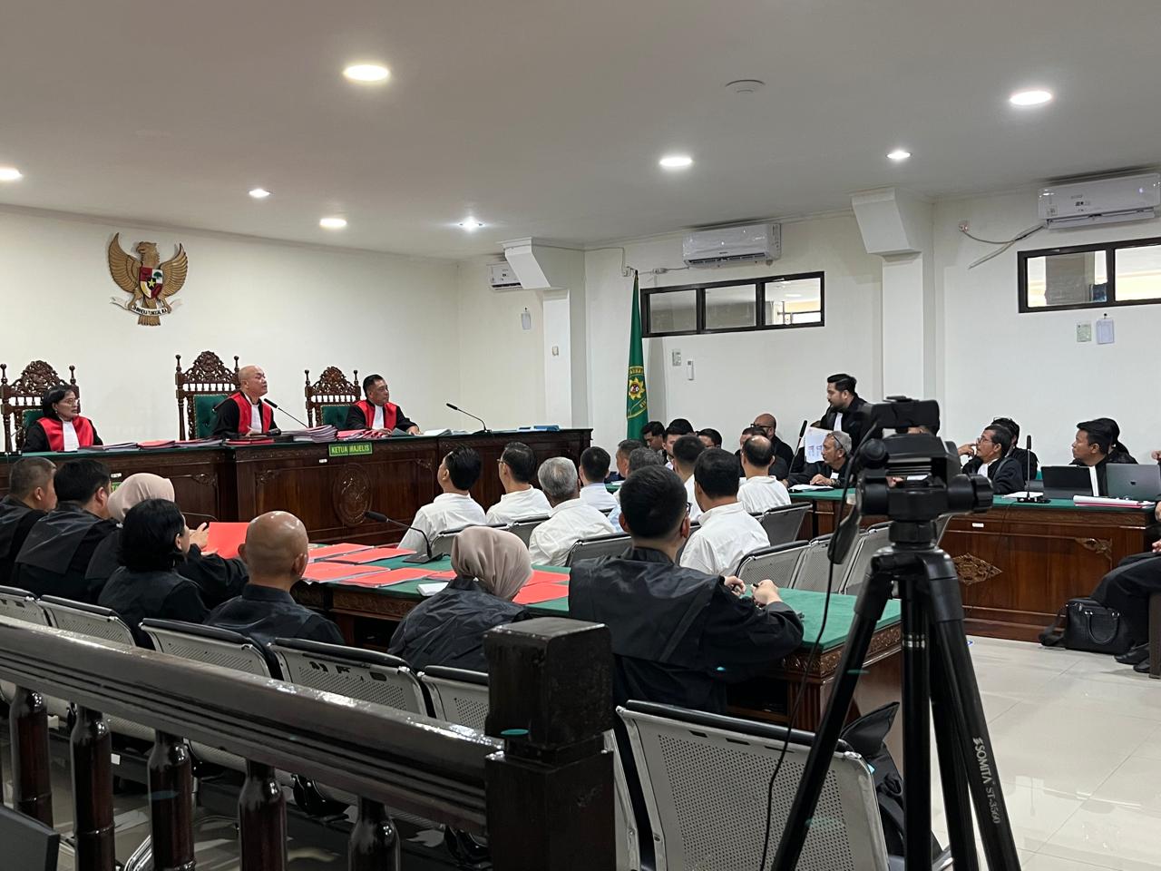 Sidang Perdana Kasus Korupsi Tambang Bengkulu Digelar, 12 Terdakwa Hadiri Pembacaan Dakwaan