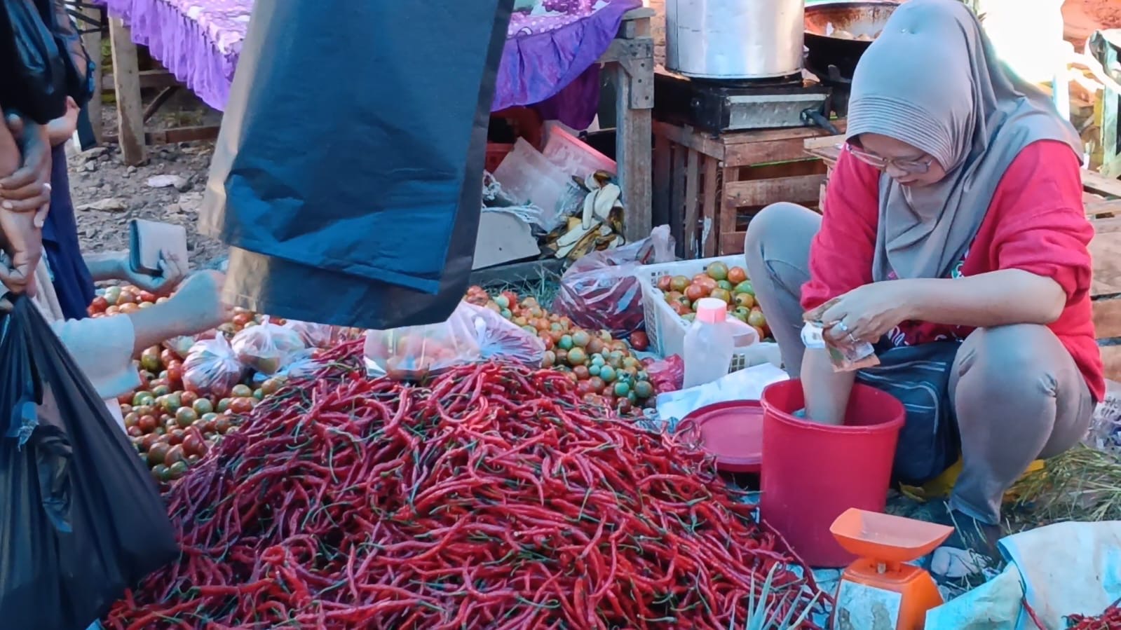 Kabar Gembira! Harga Cabai di Pasar Taba Penanjung Turun hingga Rp45 Ribu per Kilogram