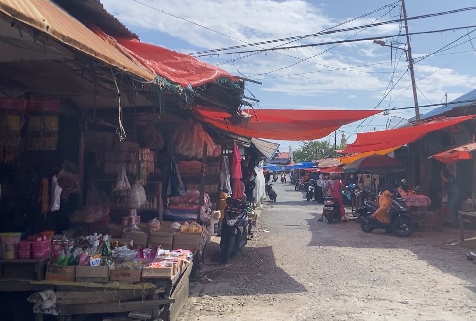 Kenaikan Sejumlah Harga Bahan Pokok di Bengkulu Selatan Disambut Keluhan Pedagang dan Pembeli 