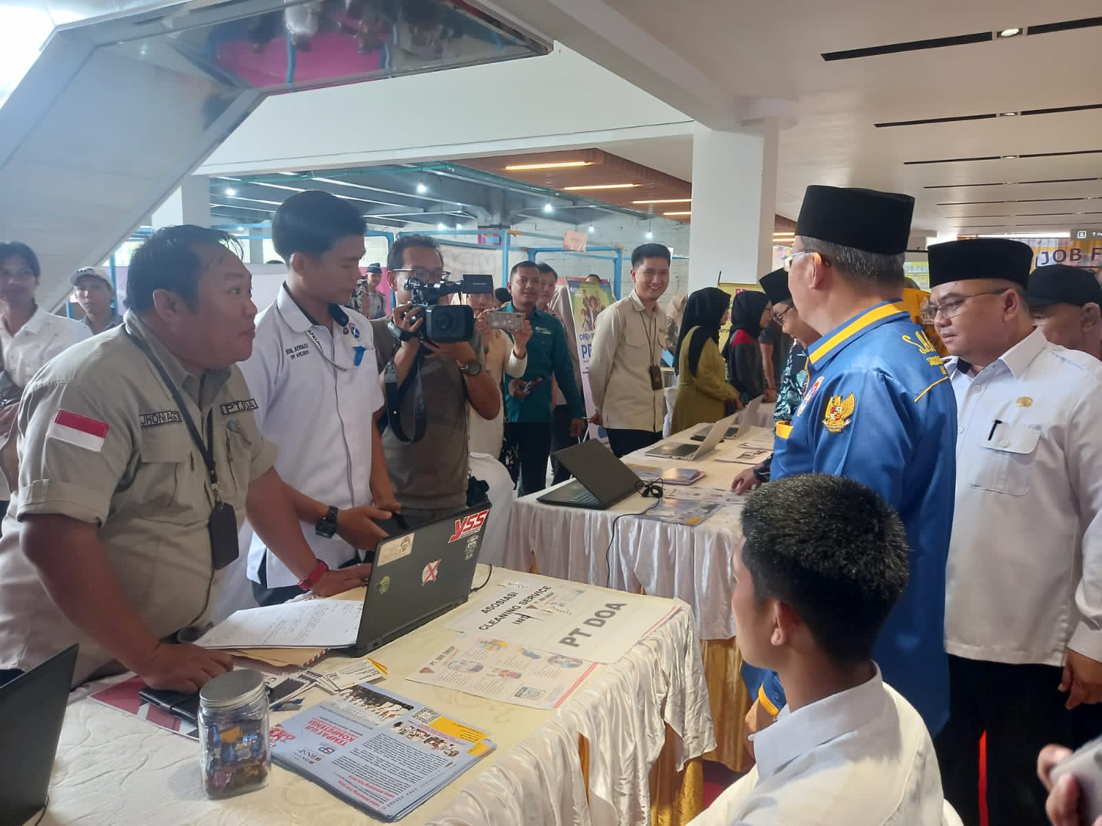 Pejuang Amplop Coklat Mengadu Nasib di Job Fair Bengkulu