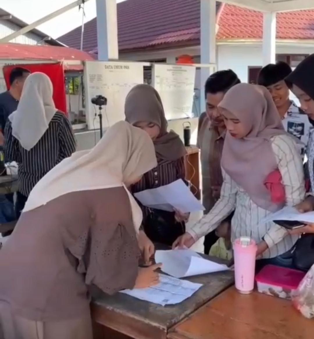 Permudah Layanan Adminduk, Dukcapil Seluma Sebar Blanko Persyaratan hingga ke Desa