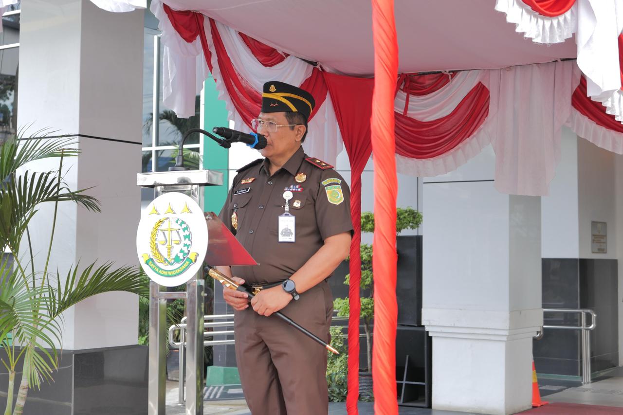Pimpin Apel Senin Pagi, Kajati Bengkulu Tekankan Kedisiplinan dan Integritas