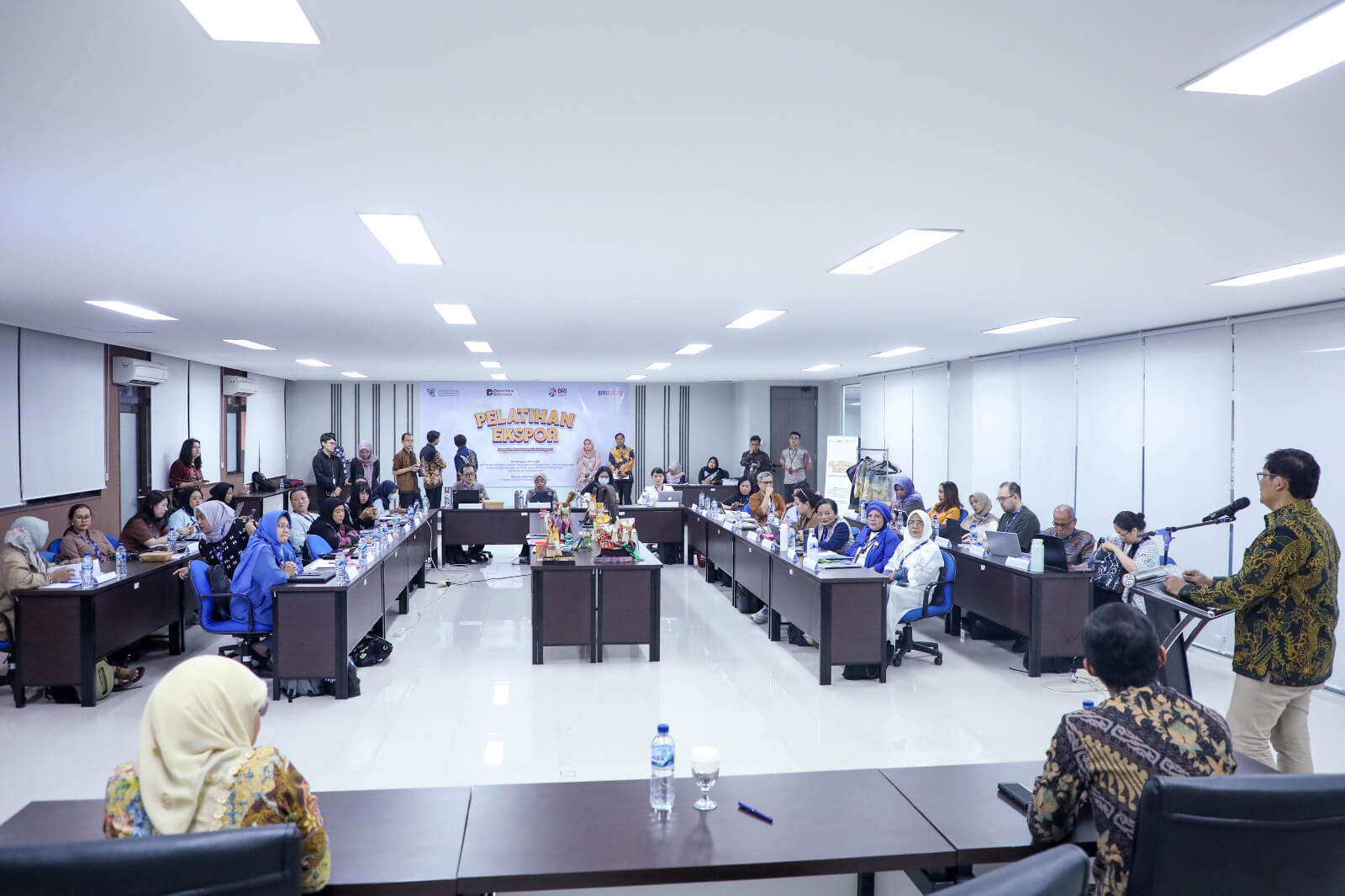 Tingkatkan Kekuatan Daya Saing UMKM Lokal di Pasar Global, BRI Kembali Gelar Pelatihan Ekspor 