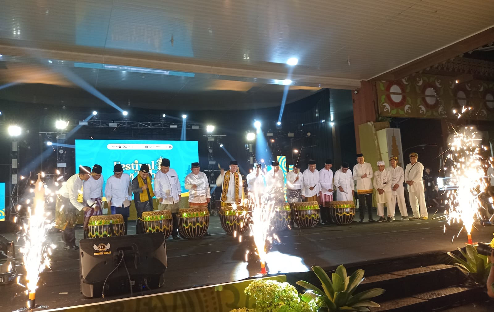 Festival Tabut Resmi Dibuka, Gubernur Harap Budaya Bengkulu Bersinar hingga Kancah Internasional