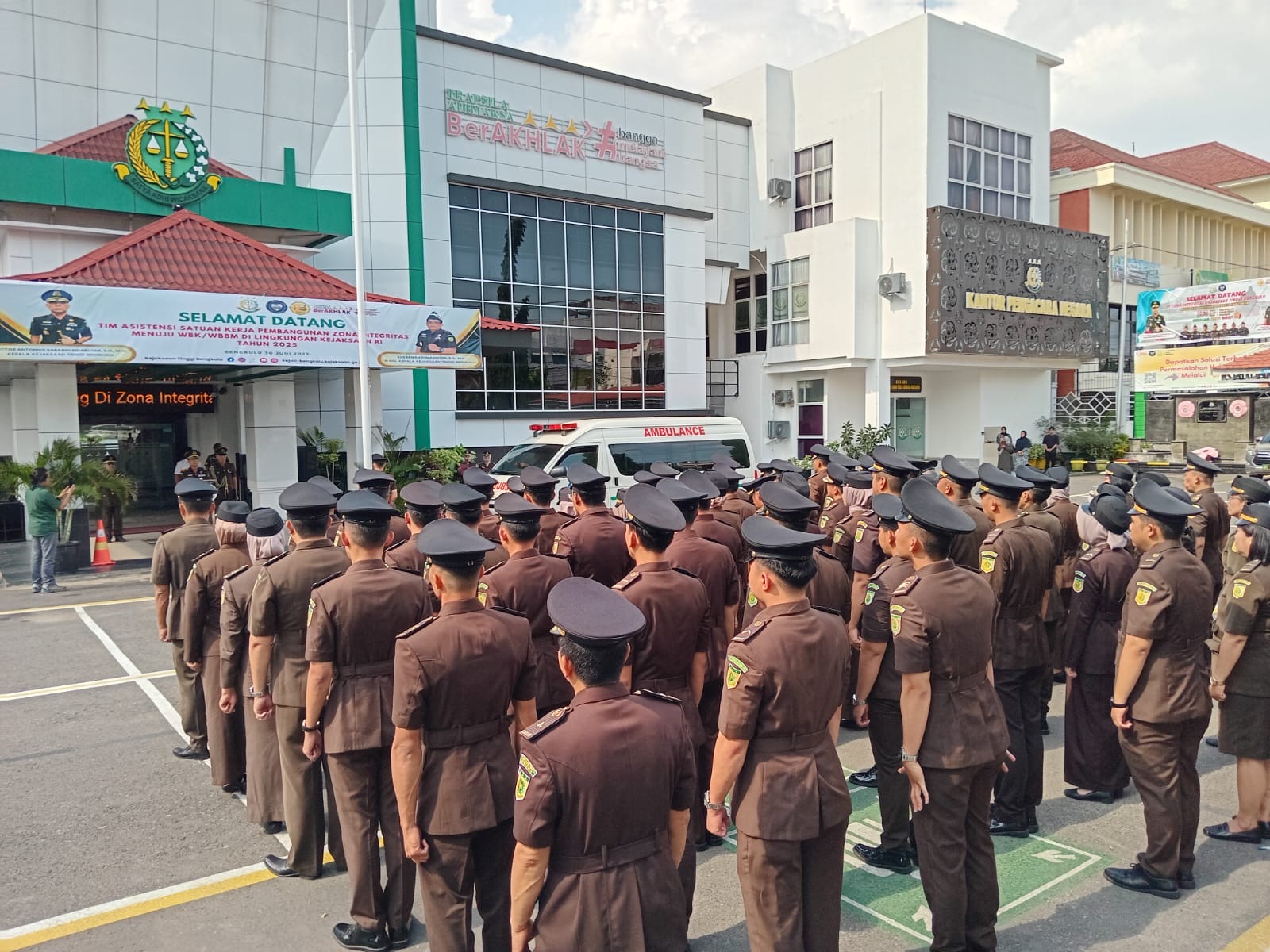 32 Tahun Mengabdi, Jaksa Heru Subekti Wafat dan Dilepas Penuh Hormat oleh Kejati Bengkulu