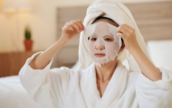 Ini Dia Manfaat Gunakan Masker Wajah Secara Rutin, Sudah Tahu Belum?