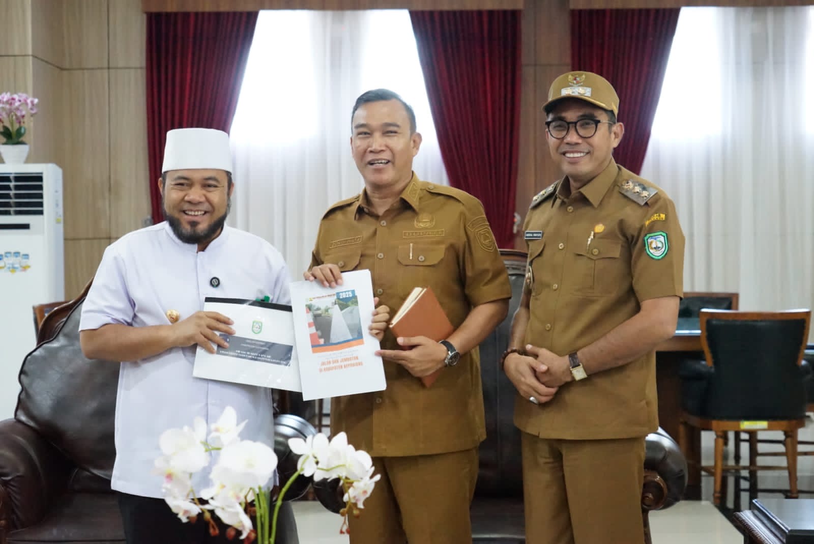 Sambangi Gubernur, Pemkab Kepahiang Ajukan Hibah Lahan Pemprov Bengkulu untuk Dibangun Sport Center