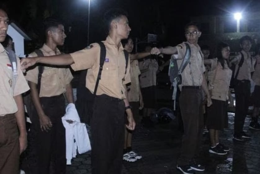 Ramai Soal Murid SMA/SMK Masuk Sekolah Jam 5 Pagi, Begini Tanggapan Kemendikbud