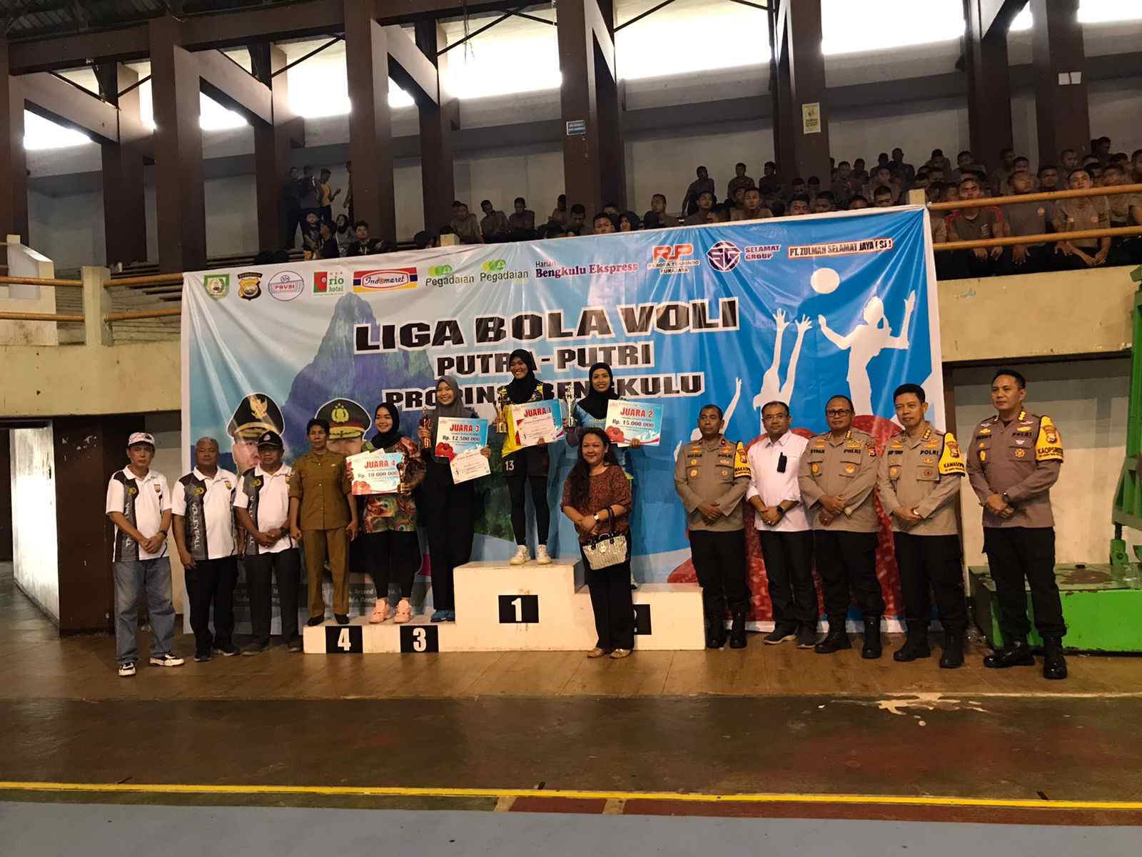 Tim Voli Putri Abil Resto Asal Mukomuko Sukses Boyong Piala Kapolda 2024
