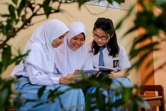 Bansos Anak Sekolah Cair hingga Rp1.000.000, Cek Penerima PIP Kemdikbud 2023 di Sini!