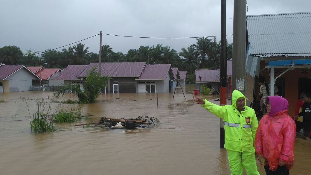 Kasihan, Banjir Hampir 2 Meter Rendam Ratusan Rumah di Perumahan Ini