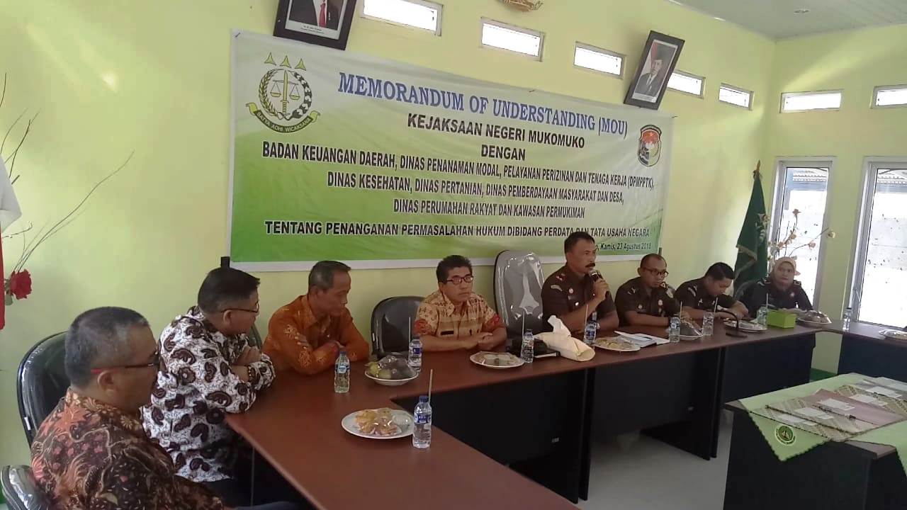 6 SKPD Pemkab Mukomuko Teken MoU Dengan Kajari