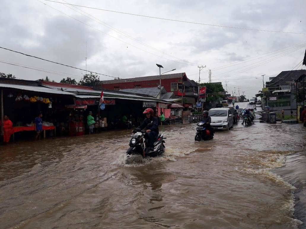 Banjir, Akses Curup-Lebong Nyaris Lumpuh dan Puluhan Rumah Terendam