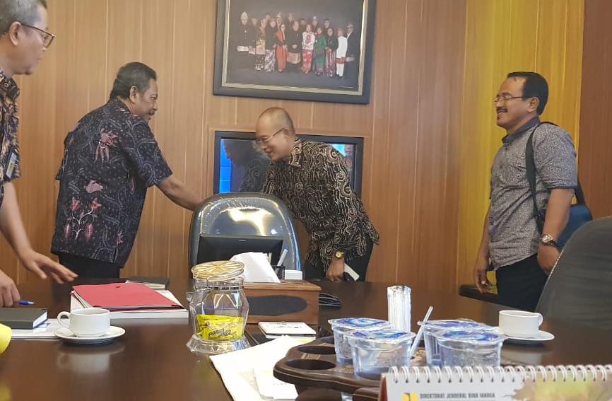 Menteri PDTT Fasilitasi Gusnan Mulyadi Ajukan Usulan ke Menteri PUPR