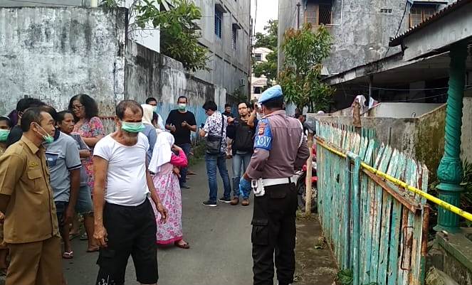 Mayat Perempuan Ditemukan Membusuk di Pintu Batu