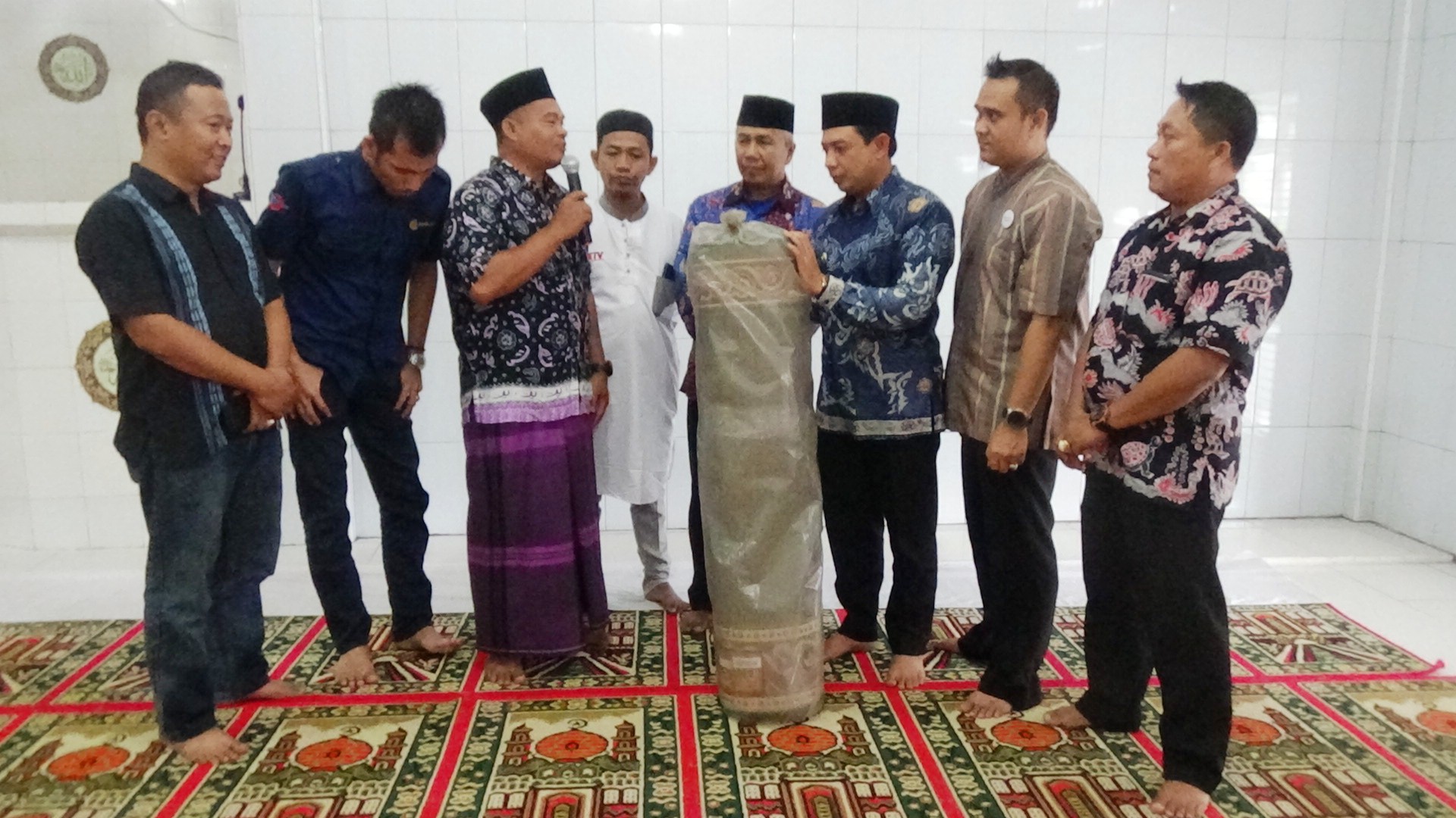 Giliran Masjid Nurul Amin Disambangi Gerakan Sejuta Sajadah