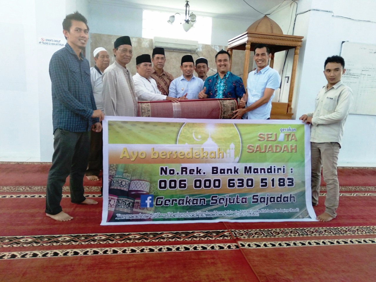 Gerakan Sejuta Sajadah Sambangi Masjid Nurul Huda