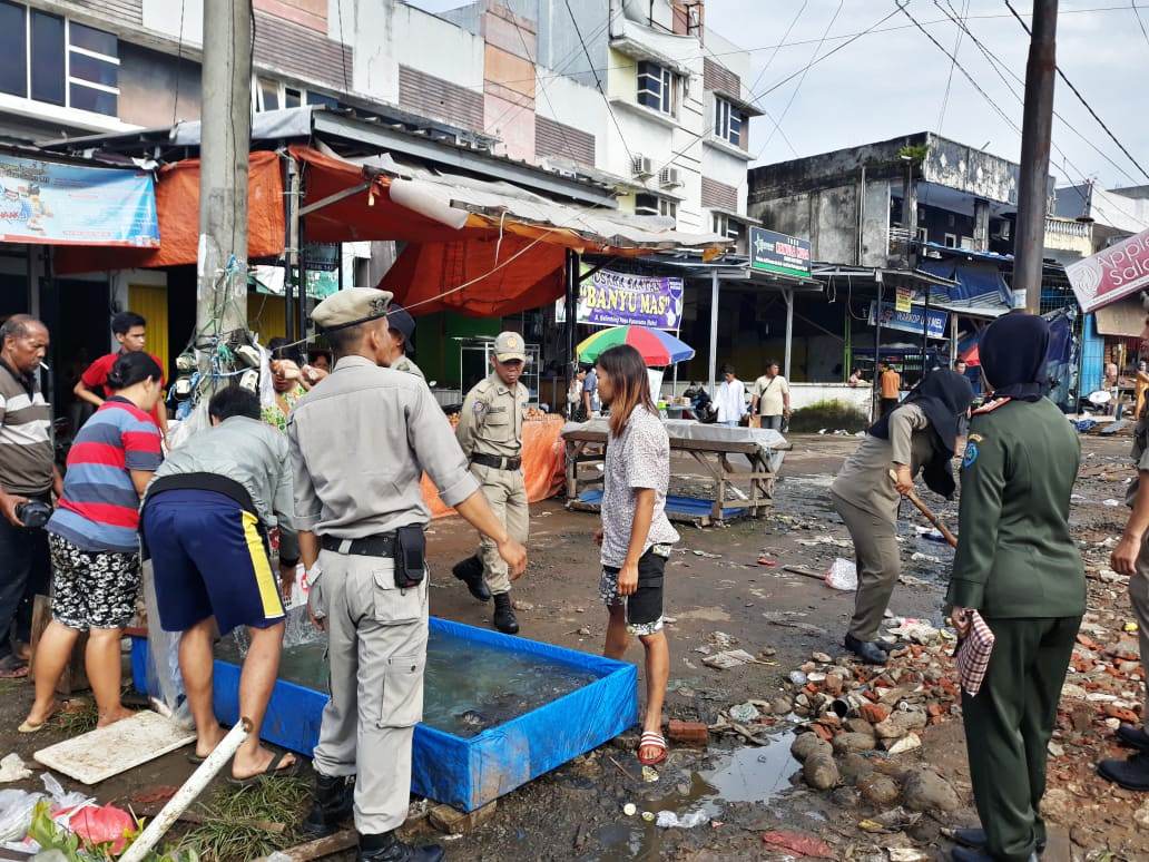 Bandel, Pedagang Pasar Panorama Ditertibkan