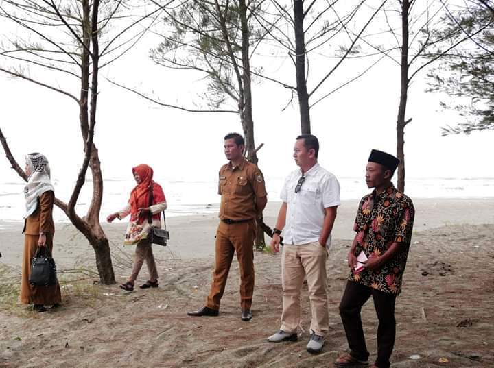 Wisata ke Pantai Cemoro Sewu, Bisa Internetan Gratis