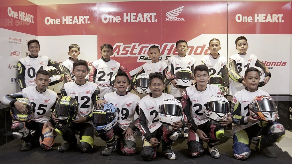 Lolos Seleksi, 15 Pebalap Belia Siap Timba Ilmu di Astra Honda Racing School
