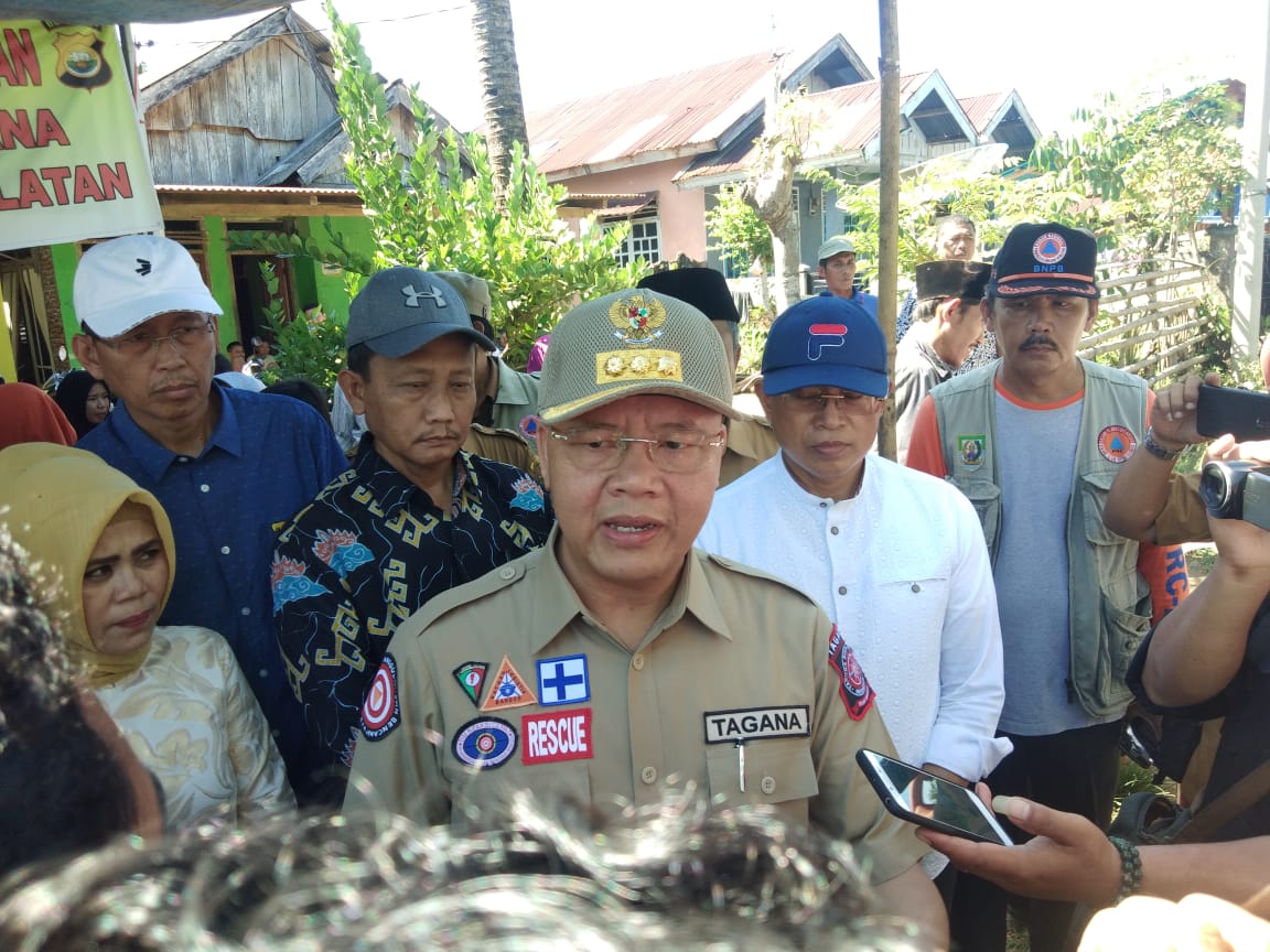 Gubernur Bengkulu Salurkan Bantuan ke Desa Ketaping
