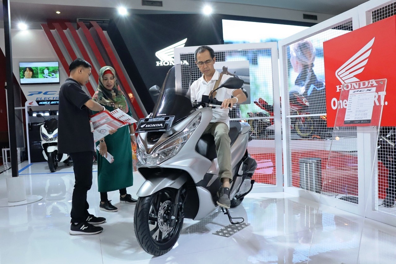 Paling Diminati, Honda PCX Dominasi Penjualan AHM di Telkomsel IIMS
