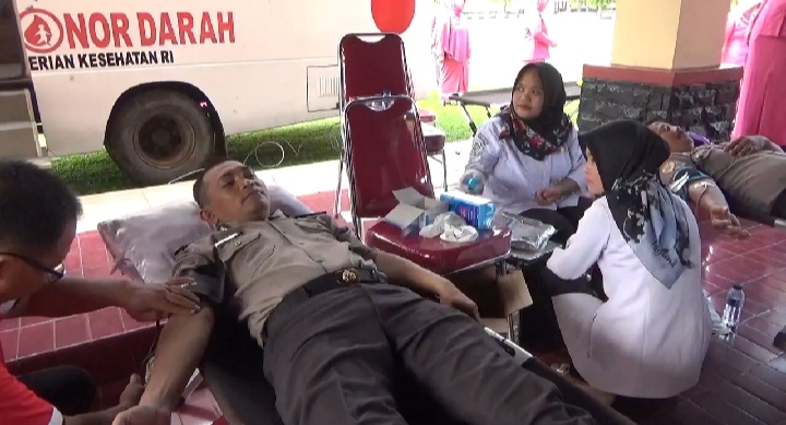 Donor Darah Digelar Peringati HUT Bayangkara Ke-73