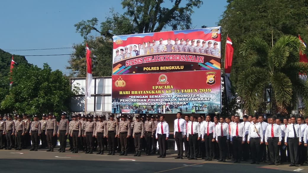 Upacara HUT-Bhayangkara ke-73, Polres Bengkulu Komitmen Tingkatkan Kinerja