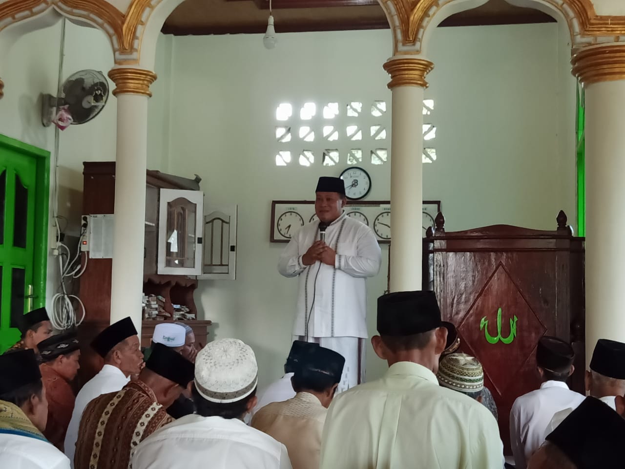 Salat Ied di Kota Praja, Bupati Mukomuko Doakan Jamaah Haji