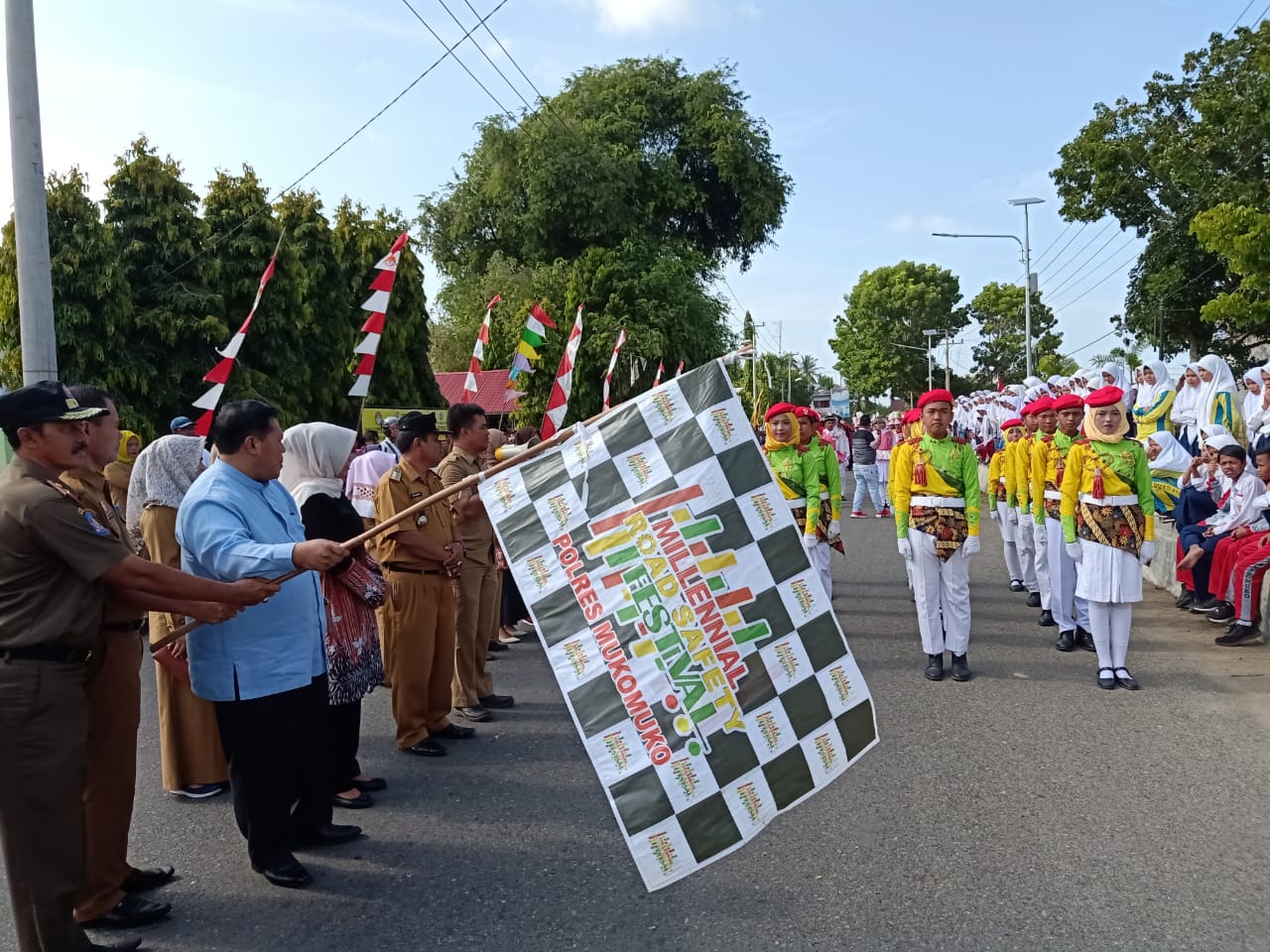 Bupati Lepas Peserta Gerak Jalan Santai