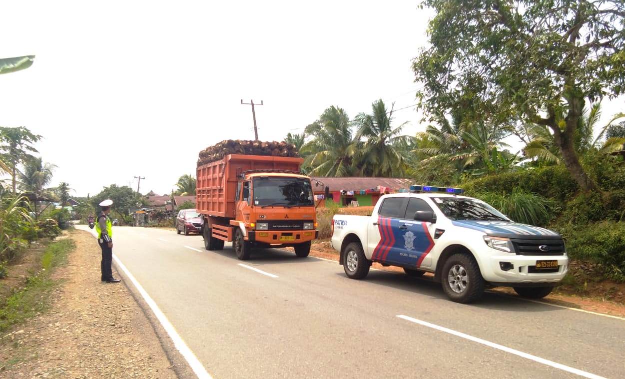 Truk Bertonase Besar Dilarang Melintasi Kabupaten Seluma