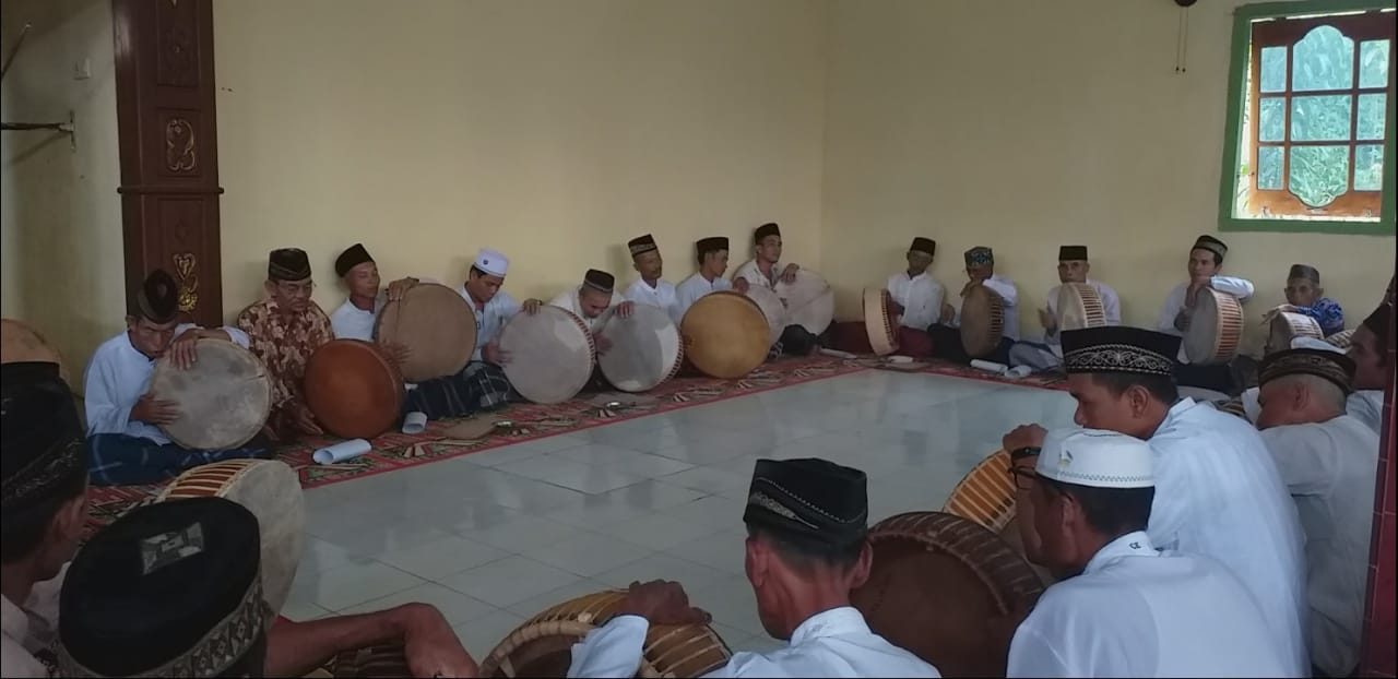 Sarapal Anam Meriahkan Peringatan Maulid Nabi di Desa Rindu Hati 