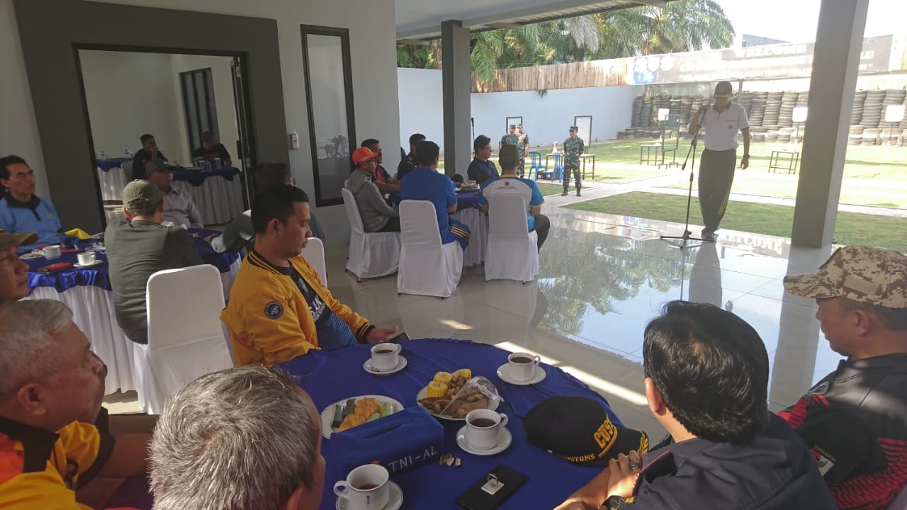 Pamitan, Danlanal Bengkulu Gelar Latihan Tembak  Eksekutif