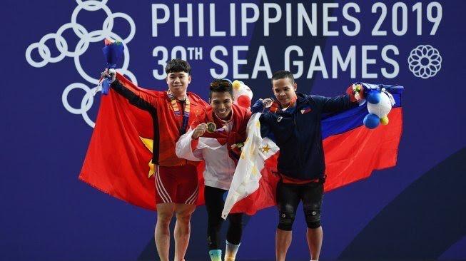 Atlet Angkat Besi Asal Bengkulu Raih Medali Emas di Sea Games 2019