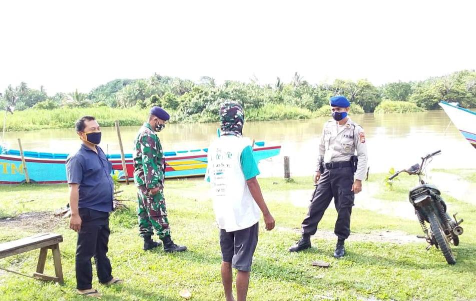 Pergi Angkat Jaring ke Laut, Perahu Nelayan Pino Raya Tenggelam