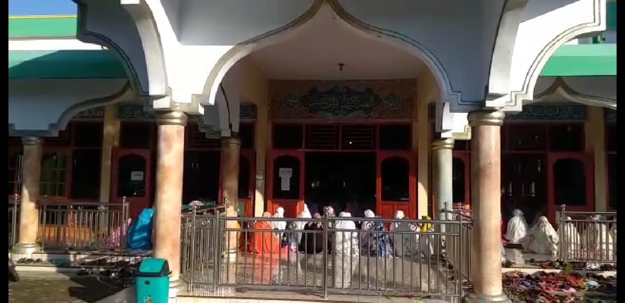 Masjid Dibuka Kembali, Wajib Kantongi Surat Gugus Tugas Covid-19