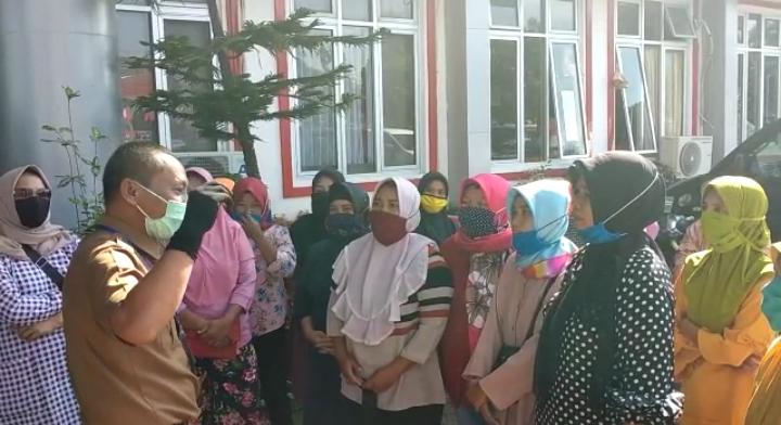 Keluhan Tak Ditanggapi Warga Taba Baru Kembali Datangi Kantor Bupati