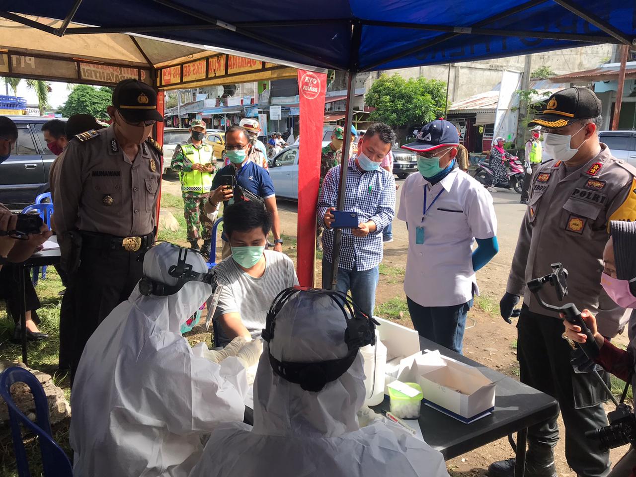 Polres Bengkulu Selatan Gelar Rapid Tes Gratis di Pasar Kutau