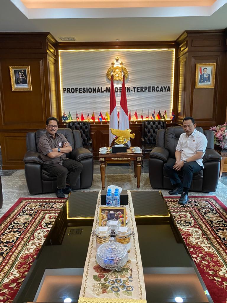 Menyoal Kedekatan Ketua PMJB Bengkulu dengan Kapolri