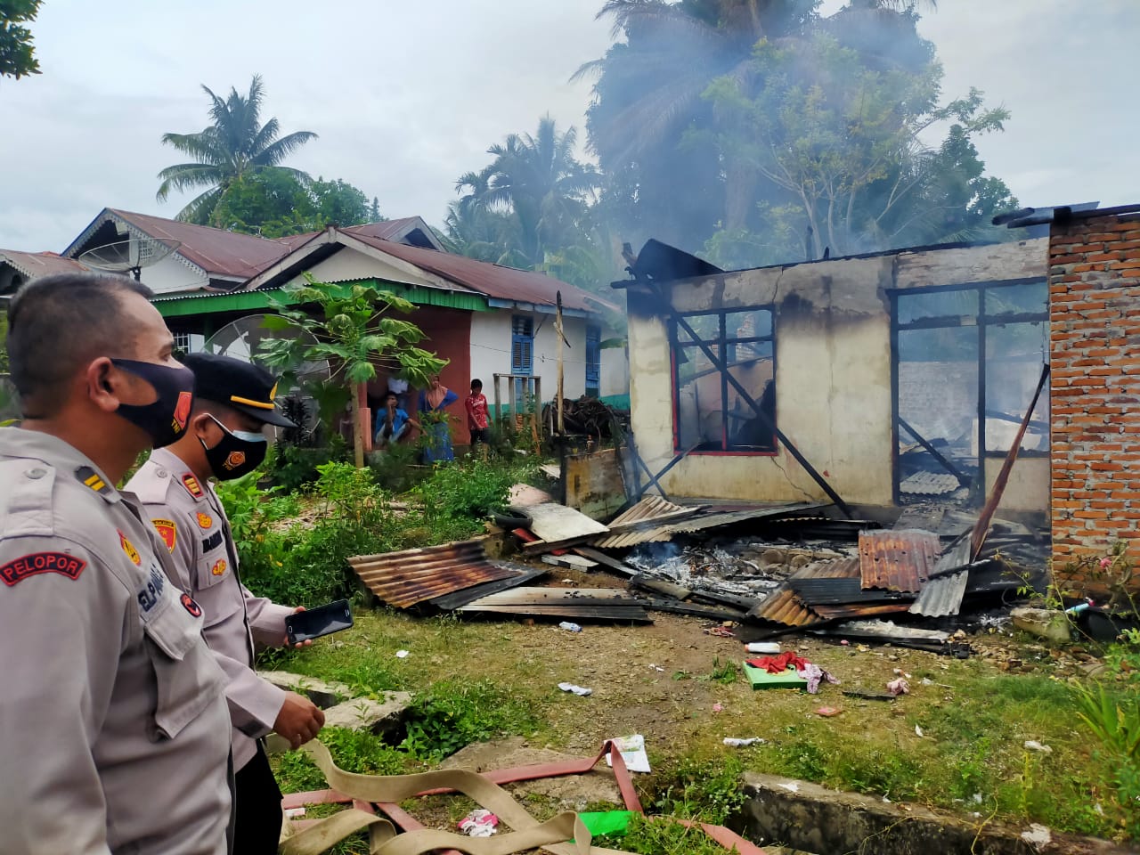 Rumah Warga Pasar Tais Ludes Terbakar