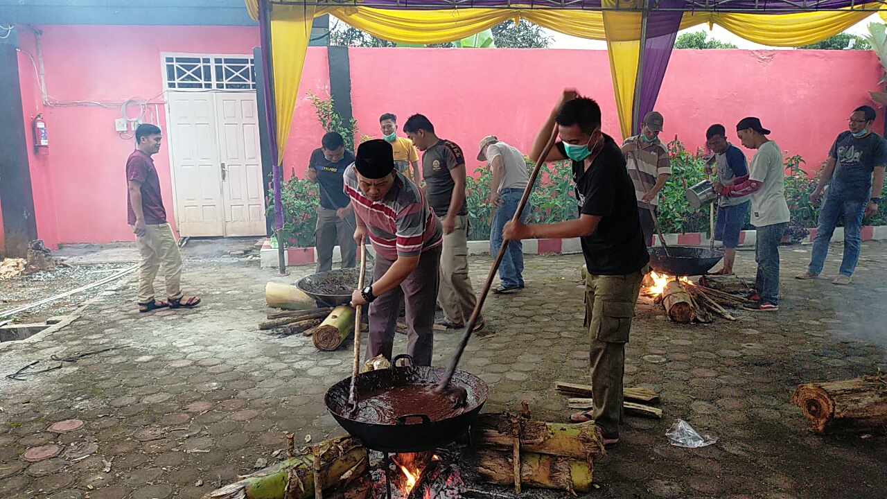 Bupati dan Wabup Seluma ‘Ngaduk’ Gelamai