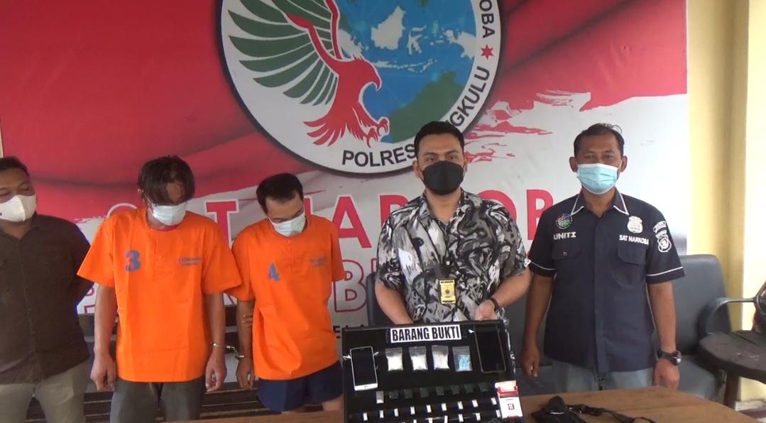 Tengah Transaksi, Dua Pengedar Narkoba Lintas Provinsi Dibekuk Polisi