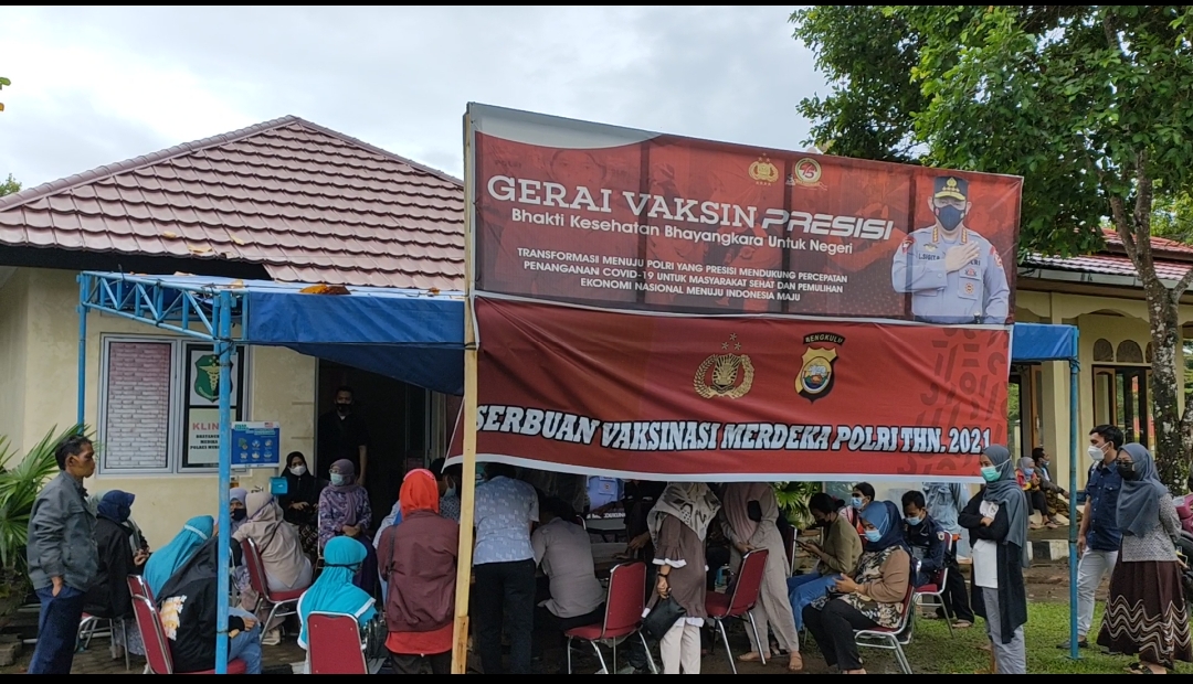 Gerai Vaksin Presisi Polres Mukomuko Diserbu Masyarakat