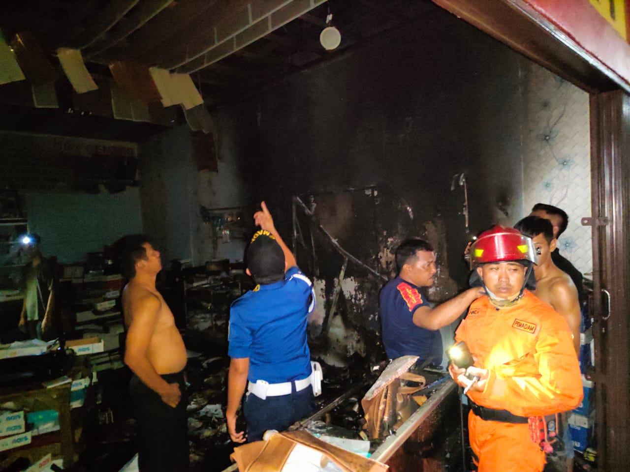 1 Unit Ruko Terbakar