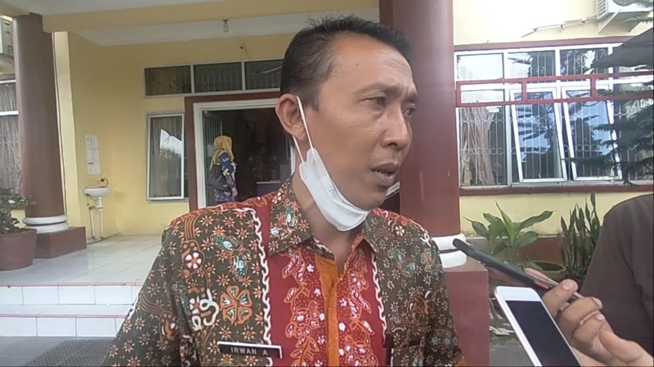 Berbuntut Panjang, Oknum Camat Akan Dilaporkan ke APH